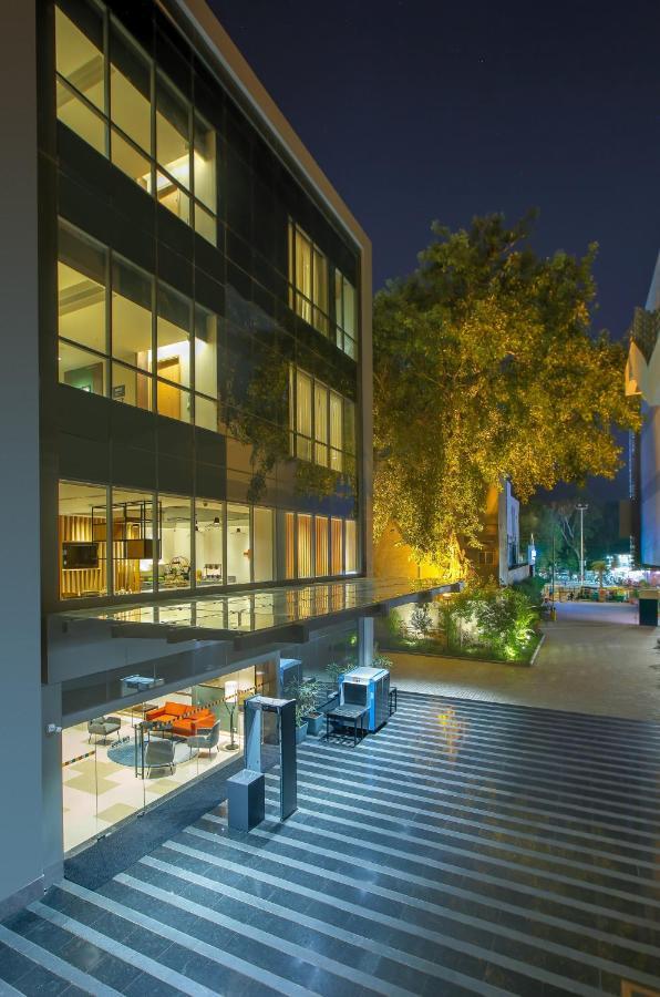 Park Inn By Radisson Gwalior Εξωτερικό φωτογραφία