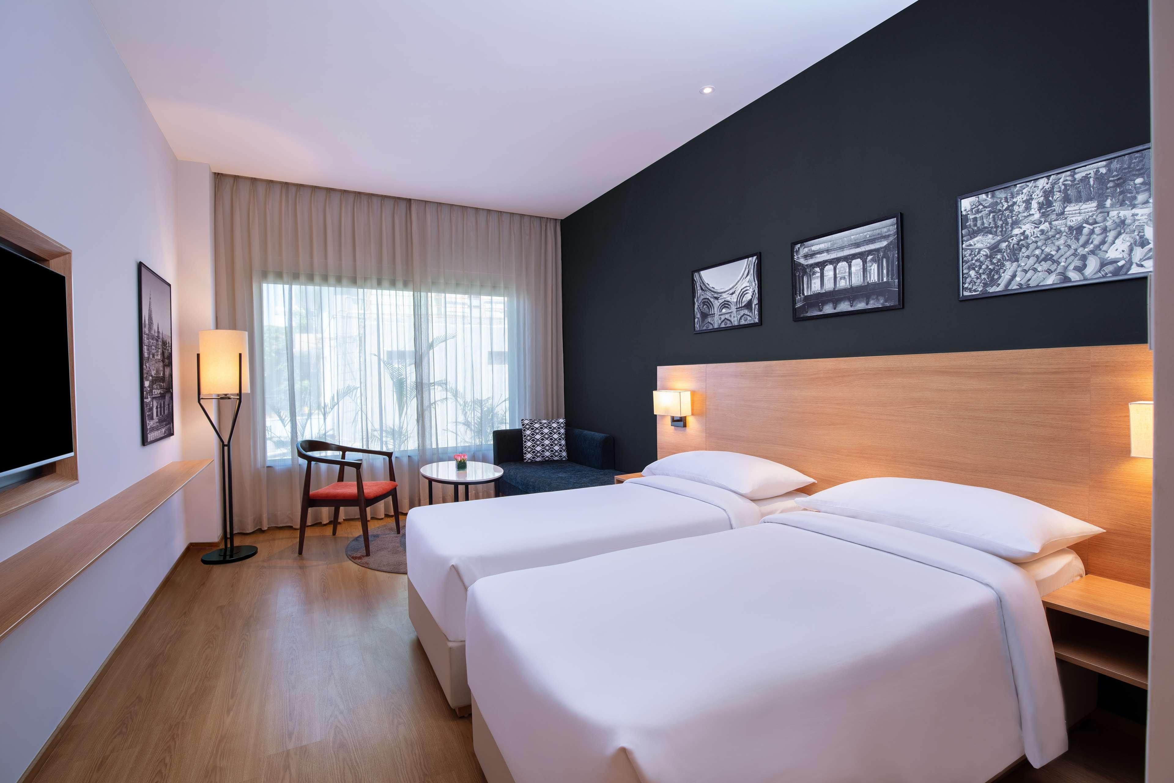 Park Inn By Radisson Gwalior Εξωτερικό φωτογραφία