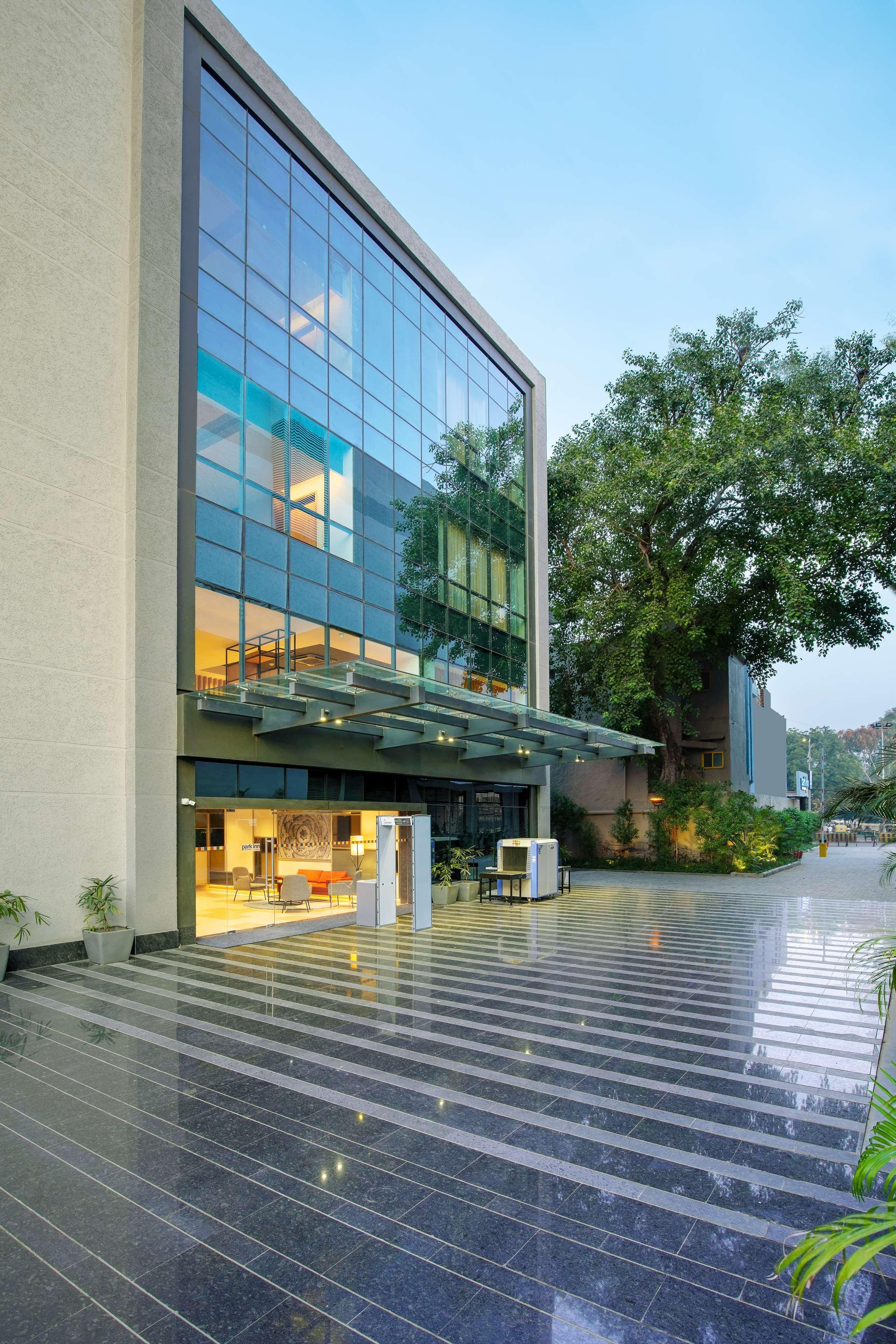 Park Inn By Radisson Gwalior Εξωτερικό φωτογραφία